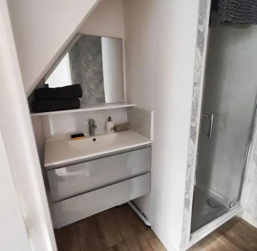 V13 Ideal Pro, Universite, Evalley, Proche Grands Axes カンブレー